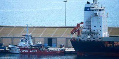 Константинос Летимбиотис - На Кипре загружают новое судно с гуманитарной помощью Газе - detaly.co.il - Израиль - Сша - Эмираты - Кипр - Ларнака