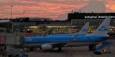 В аэропорту Амстердама мужчина покончил с собой, бросившись в двигатель самолета - detaly.co.il - Голландия - Амстердам