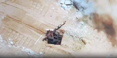 Уникальный кадр: террорист вылезает из туннеля (видео) - detaly.co.il