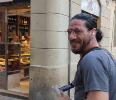 Израильтянин в Барселоне носил кипу, и подвергся нападению арабов - mignews.net - Израиль - Испания