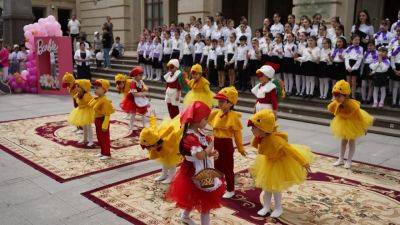 Гамбар Гусейнли - В Гяндже прошел детский музыкальный парад "Джуджалярим" (ФОТО) - trend.az - Азербайджан