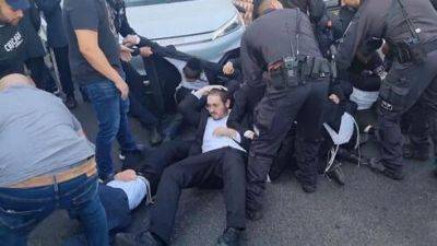 В час пик: ортодоксы блокировали шоссе в центре Израиля - vesty.co.il - Израиль - Бней-Брака
