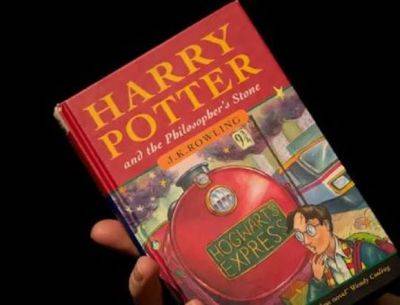 Гарри Поттер - На аукционе продали первое издание “Гарри Поттера” - 53 000 евро - mignews.net - Лондон