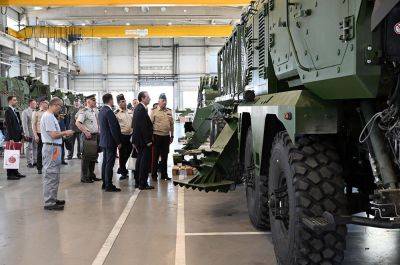 Керим Велиев - Керим Велиев посетил завод боевых систем в Сербии (ФОТО) - trend.az - Сербия - Азербайджан