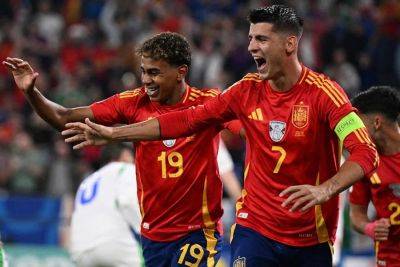 ЕВРО-2024: Сборная Испании обыграла Италию и вышла в плей-офф - trend.az - Италия - Испания - Словения