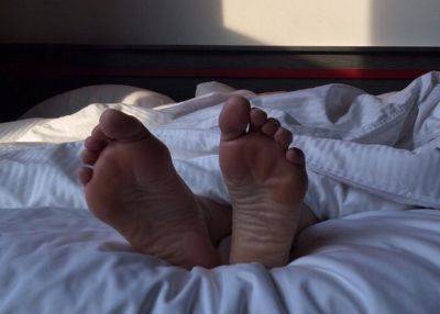 Те кто ложится спать после часу ночи подвержены большему риску депрессии - mignews.net - Англия