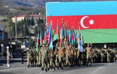 Гейдар Алиев - В Азербайджане отмечается День Вооруженных сил - trend.az - Азербайджан