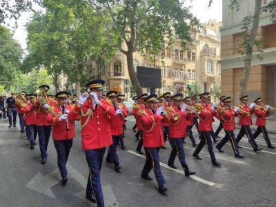 В Баку начались шествия в сопровождении военных оркестров (ВИДЕО/ФОТО) - trend.az - Азербайджан - Баку