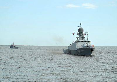 Корабли Каспийской флотилии ВМФ России совершили дружественный визит в Баку (ФОТО) - trend.az - Россия - Азербайджан - Баку