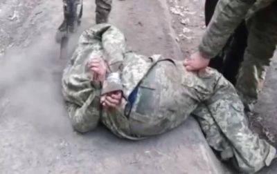 Дмитрий Лубинец - Россияне продолжают издеваться над украинским военнопленными. Видео - mignews.net - Россия - Украина