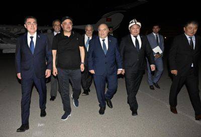 Гейдар Алиев - Муса Гулиев - Нурланбек Шакиев - Али Гусейнли - Председатель парламента Кыргызстана прибыл с визитом в Азербайджан - trend.az - Азербайджан - Киргизия