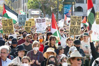 Пропалестинские протестующие захватили часть консульства Израиля в Сан-Франциско - news.israelinfo.co.il - Израиль - Палестина - Сан-Франциско - San Francisco