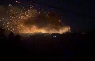 Видео: мощнейшие вторичные взрывы на складах оружия в южном Ливане - mignews.net - Израиль - Ливан