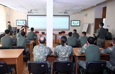 Эксперты НАТО провели в Управлении военной полиции Азербайджана учебный курс (ФОТО) - trend.az - Азербайджан - Голландия