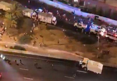 Полиция применила водометы против блокировавших шоссе Аялон - mignews.net - Тель-Авив