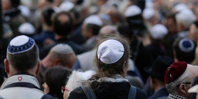 Новое исследование: почти 100% опрошенных евреев в Европе недавно сталкивались с антисемитизмом - detaly.co.il - Израиль - Евросоюз - Вена