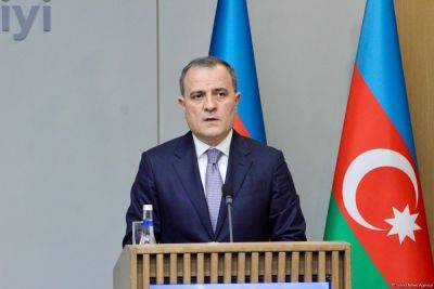 Джейхун Байрамов - Ильхам Алиев - Азербайджан будет и дальше вести активный внешнеполитический курс по повышению своей роли на международной арене - Джейхун Байрамов - trend.az - Азербайджан - Президент