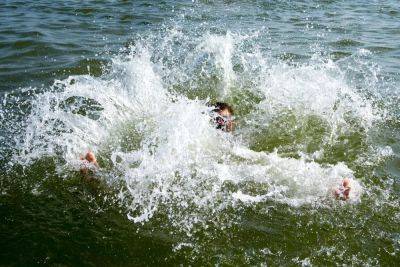 На пляже в Тель-Авиве утонула женщина и спасен из воды мужчина - news.israelinfo.co.il - Тель-Авив