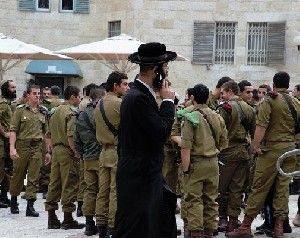 Биньямин Нетаниягу (Benjamin Netanyahu) - Влиятельный раввин призвал студентов иешив игнорировать повестки - isra.com - Израиль