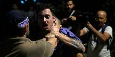 Итамар Бен-Гвир - Предъявлено обвинение полицейским, бросившим шоковые гранаты в демонстрантов - detaly.co.il - Израиль - Тель-Авив