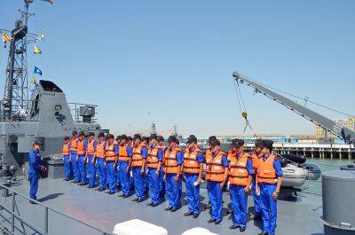 В Азербайджане проводятся практические занятия с курсантами факультета ВМС (ФОТО) - trend.az - Азербайджан
