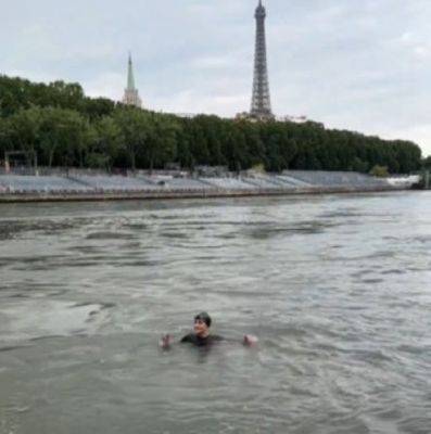 Заплыв по триатлону в Париже временно отменен из-за загрязнения Сены - mignews.net - Франция - Париж