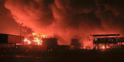 Ущерб порту хуситов превысил 20 млн долларов - detaly.co.il - Израиль - Тель-Авив - Йемен - Ходейда