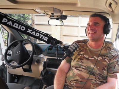 Видео: Радіо Хартія: Сергей «Фауда» Громов, бывший снайпер ЦАХАЛ, а ныне оператор батальона ударных беспилотников «Ахиллес» ВСУ - nikk.agency - Израиль - Россия - Украина