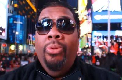 Американский рэпер Fatman Scoop умер, потеряв сознание на сцене - mignews.net - Нью-Йорк - штат Коннектикут - county Park - На