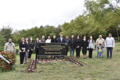 Ильхам Алиев - В Шуше почтили память шехидов (ФОТО) - trend.az - Азербайджан - Шуша - Президент - район Шушинский