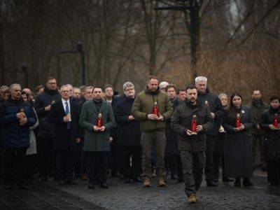 Владимир Зеленский - В Украине вспоминают жертв Холокоста: церемония в Бабьем Яру и актуальные уроки трагедии для современности - nikk.agency - Израиль - Россия - Иран - Украина